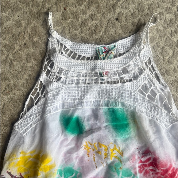 Johnny Was RARE Painted Crochet Trimmed Handkerchief Tank Tunic, size Small - Picture 3 of 8